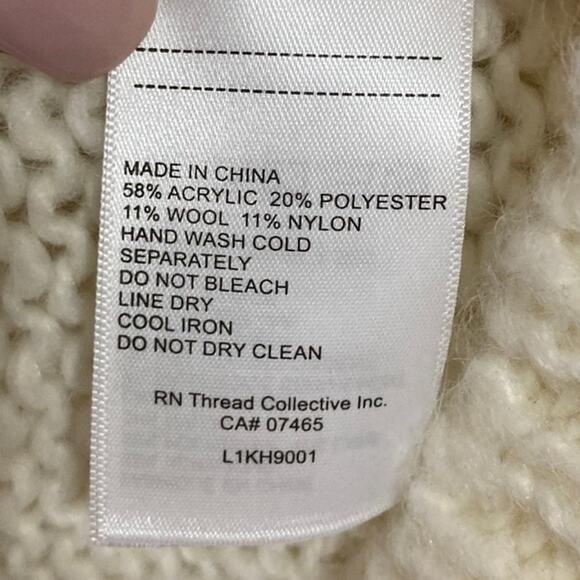 Laundry Winter White Chunky Knit Sweater size L NEW Crew neck - Picture 6 of 7